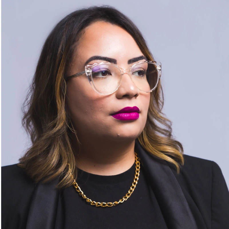 Amanda Noronha, da Studio Visual, vai falar sobre agentes de IA e arquitetura de SEO